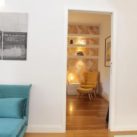 Ych-stylish 3 Bedrooms Near Vatican Apartment *